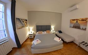Charme De Rome Vatican Apartment